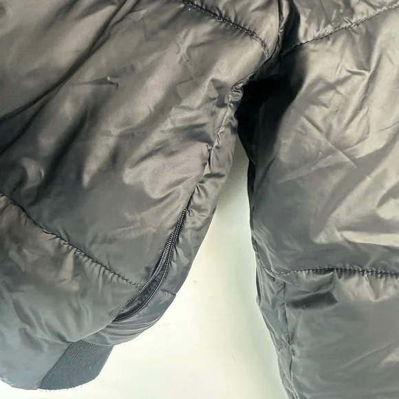 Abercrombie & Fitch Black Cropped Puffer Jacket – Women’s Small - Picture 7 of 8